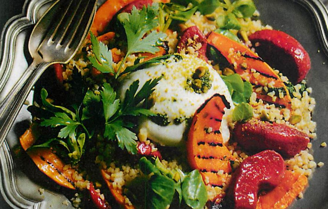 Cover Image of Bulgursalat mit gegrilltem Kürbis und roten Äpfeln