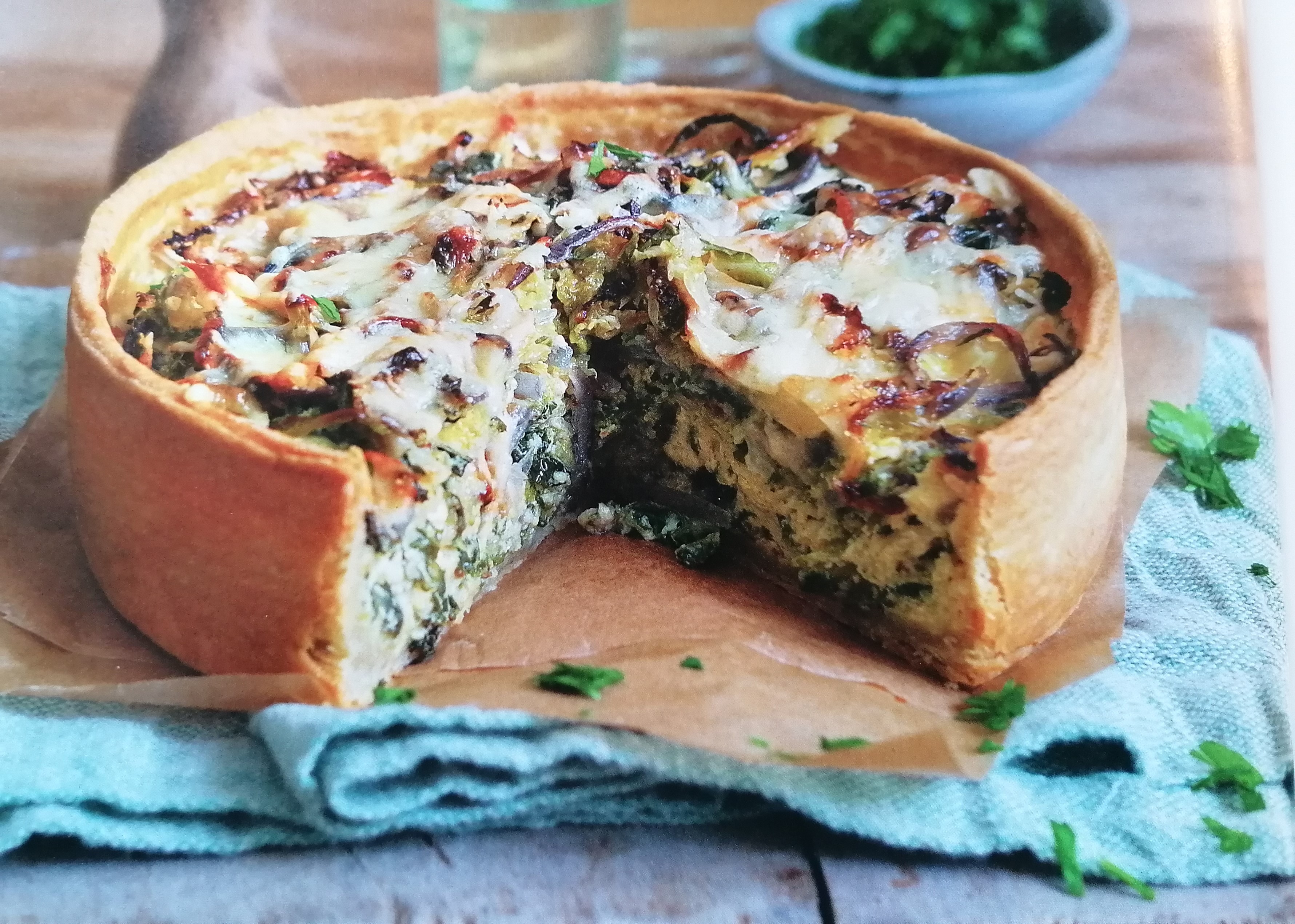 Cover Image of Herzhafte Wirsing-Quiche mit Bergkäse