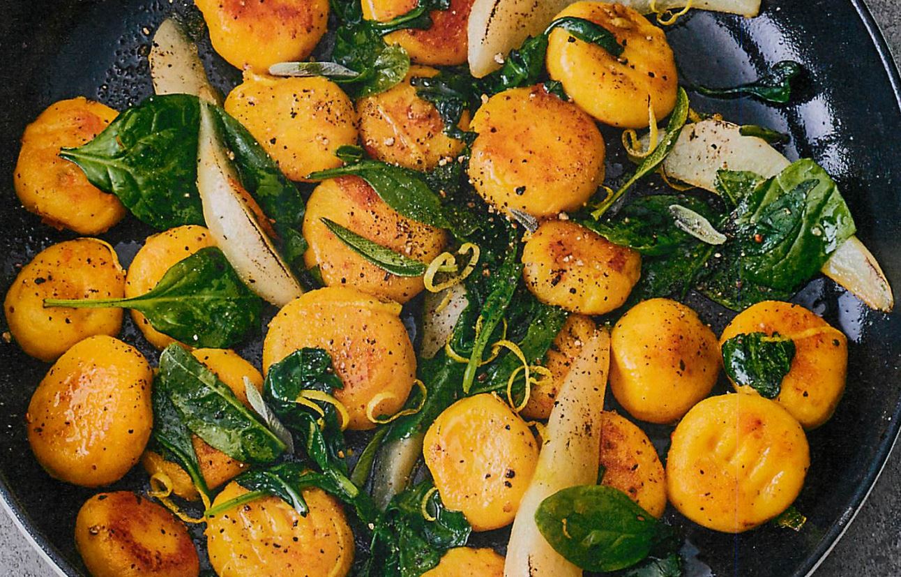 Cover Image of Kürbis-Kartoffel-Gnocchi mit Birnen