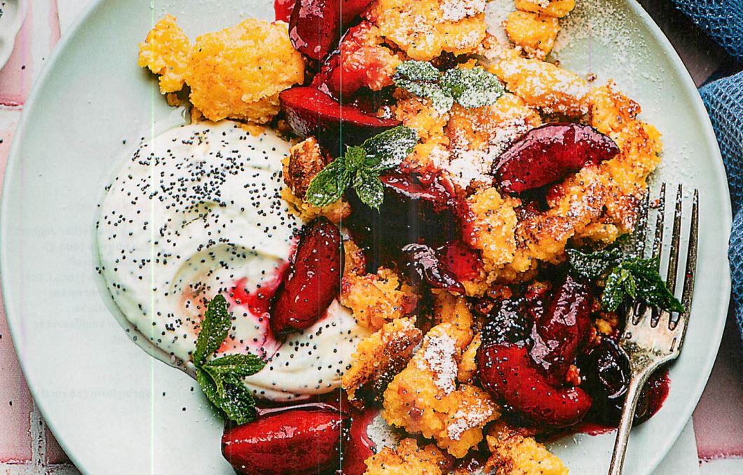 Cover Image of Polenta-Schmarrn mit Zwetschkenkompott und Mohnjoghurt